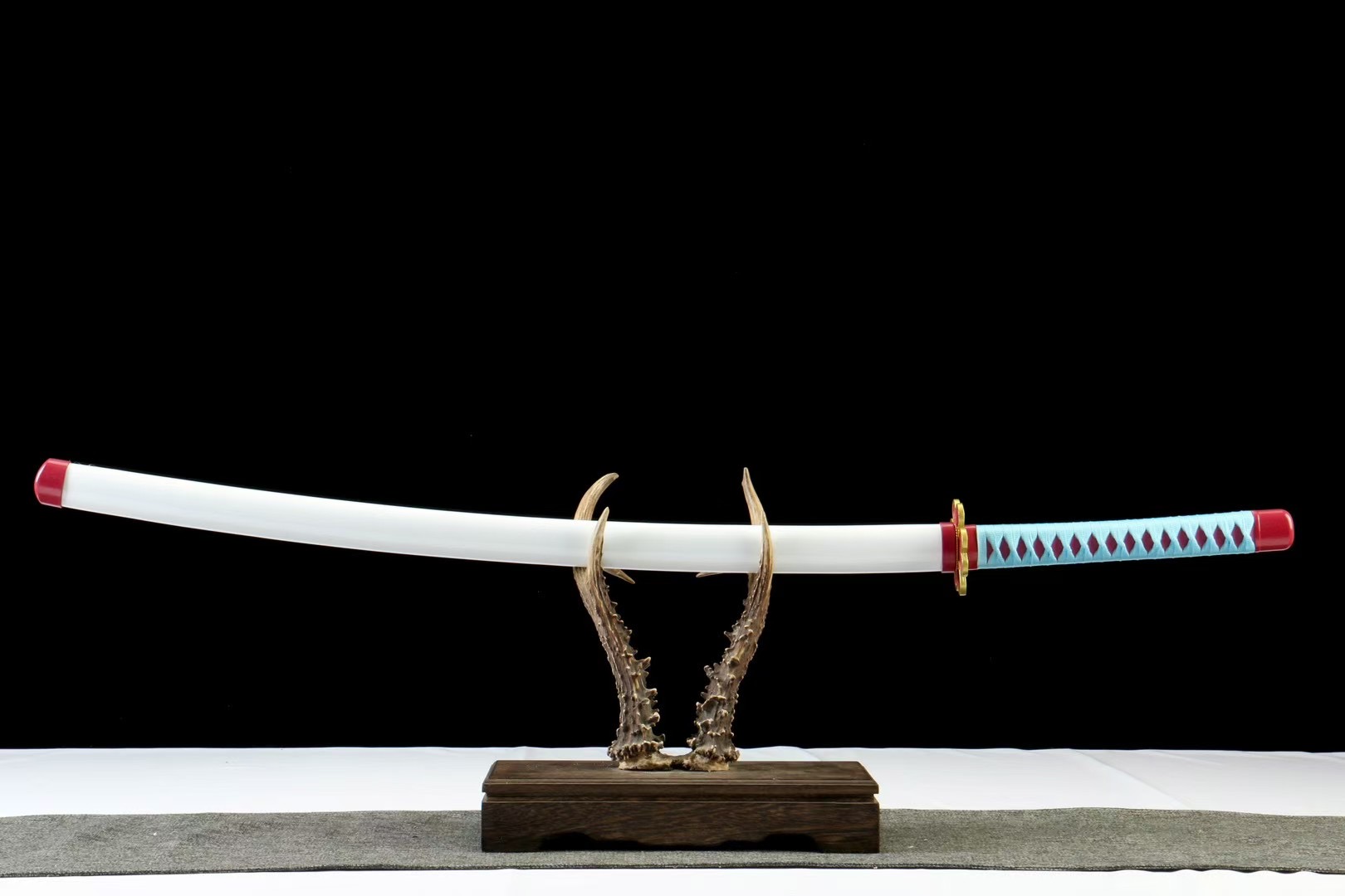 Demon Slayer: Mitsuri - Image 3